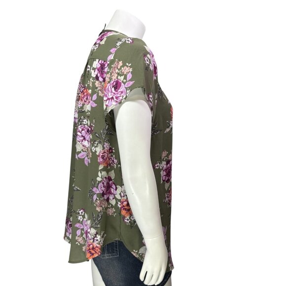 Torrid Womens Top Keyhole Cutout Georgette Blouse Green Floral Plus Size 2 | 2X - Picture 6 of 14